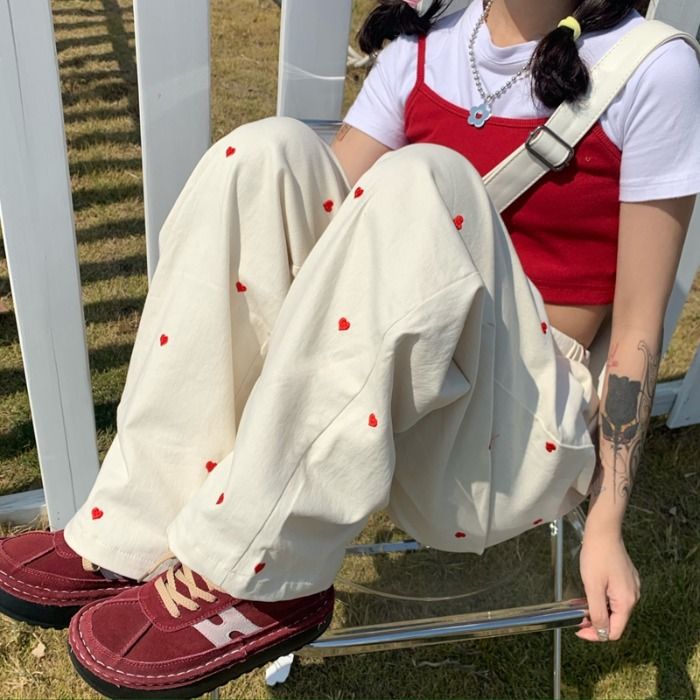 Graphic Heart Sweatpants