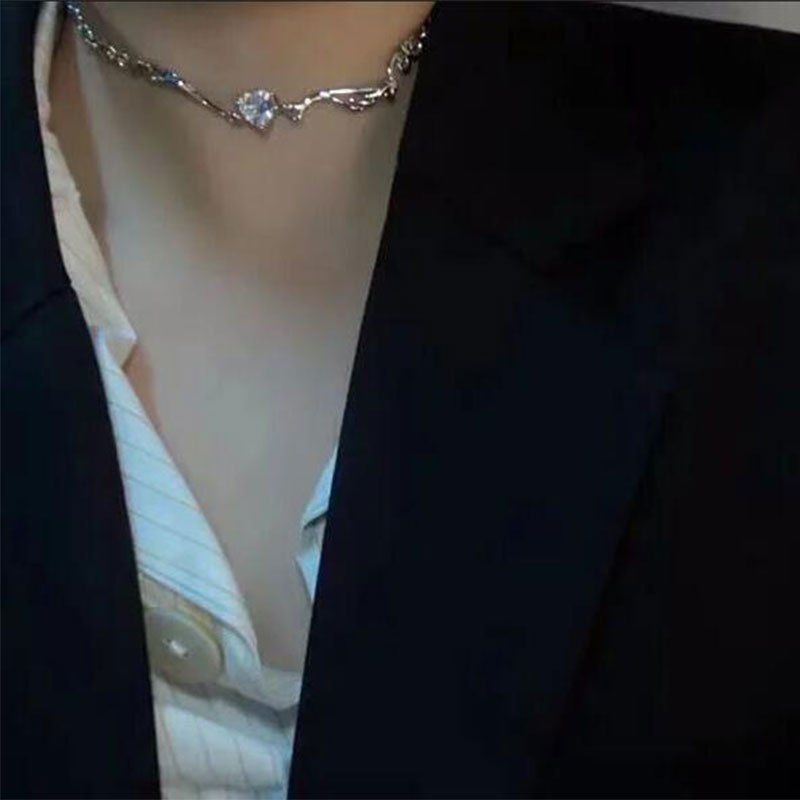 Heart Crystal Choker