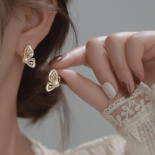Golden Bow Earrings
