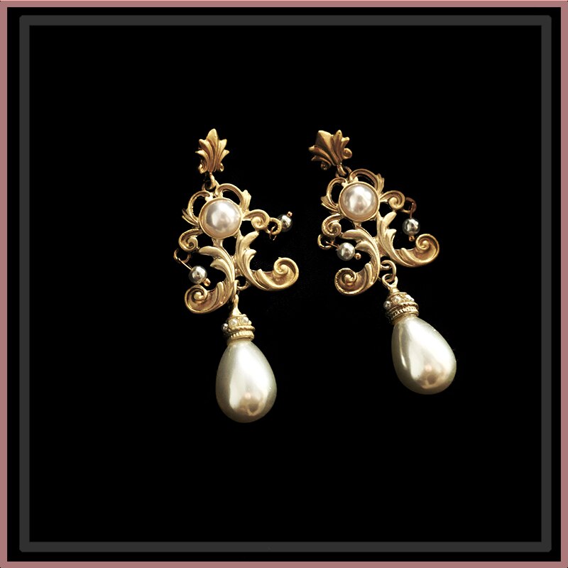 Palace Vintage Earrings