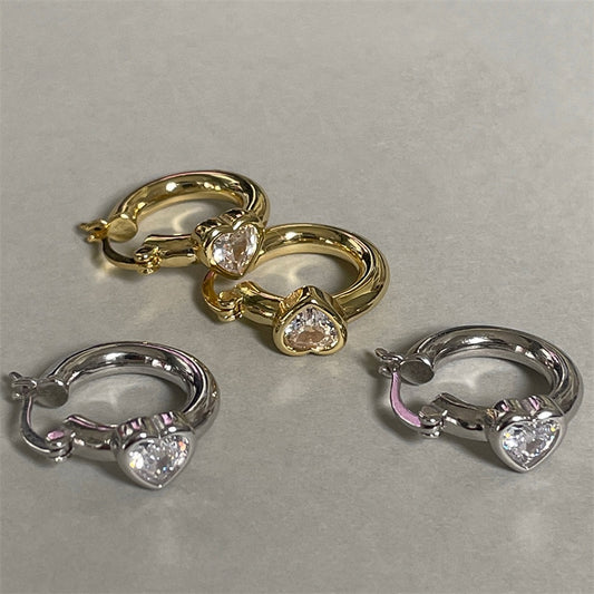 Cold Metal Huggies