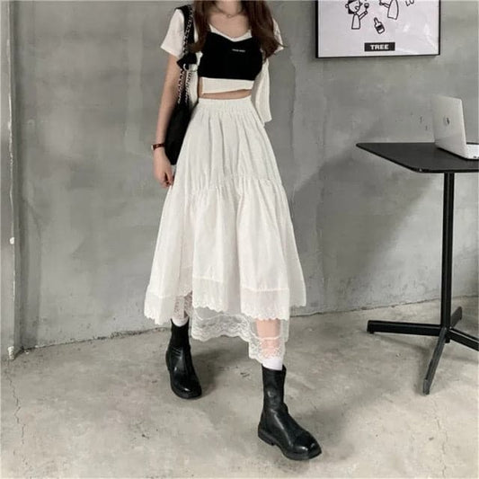 Lace Pleated Skirt
